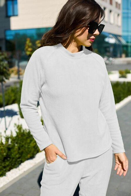 Костюм брючный Anastasia 942 белый