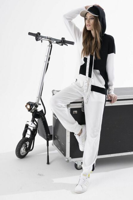 Джемпер Barbara Geratti С3984BG Белый/черный