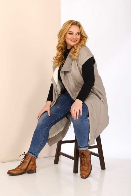 Жилет Celentano 1971.2 бежевый Жилет Celentano 1971.2 бежевый