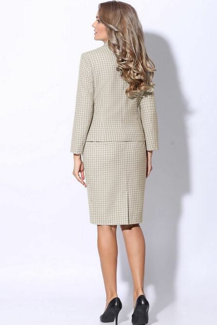 Юбочный костюм LeNata 21089 беж-в-клетку