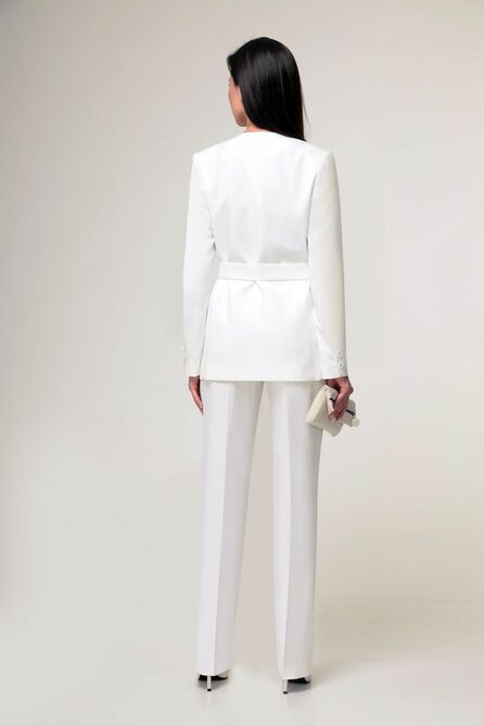 Костюм брючный Мишель стиль 1024В молочный