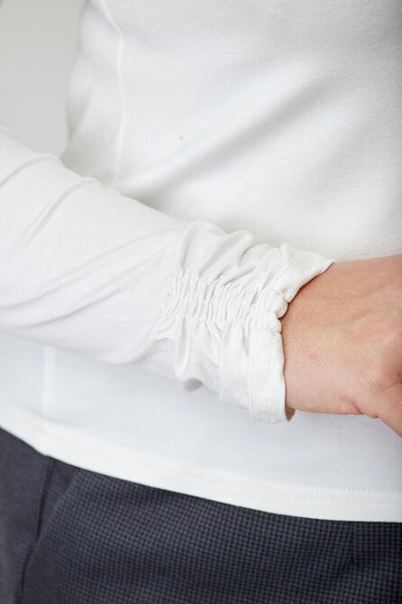 Блузка Новелла Шарм А3945 Блузка Новелла Шарм А3945