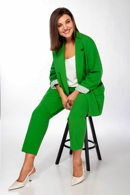 Костюм брючный Olga Style С-747 зеленый