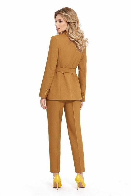 Костюм брючный PIRS 942 горчица