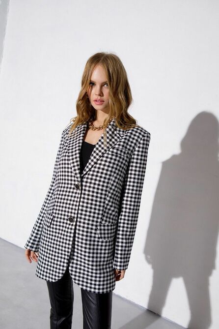 Костюм брючный PIRS 3863 черно-белый