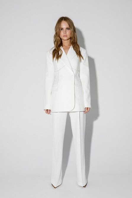 Костюм брючный PIRS 4283 молочный