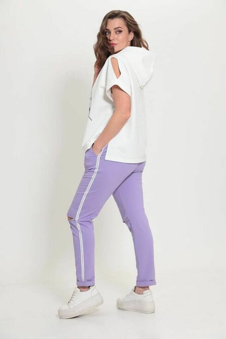 Костюм брючный ТАиЕР 1106 молоко-лаванда