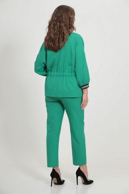 Костюм брючный ТАиЕР 1111 зеленый